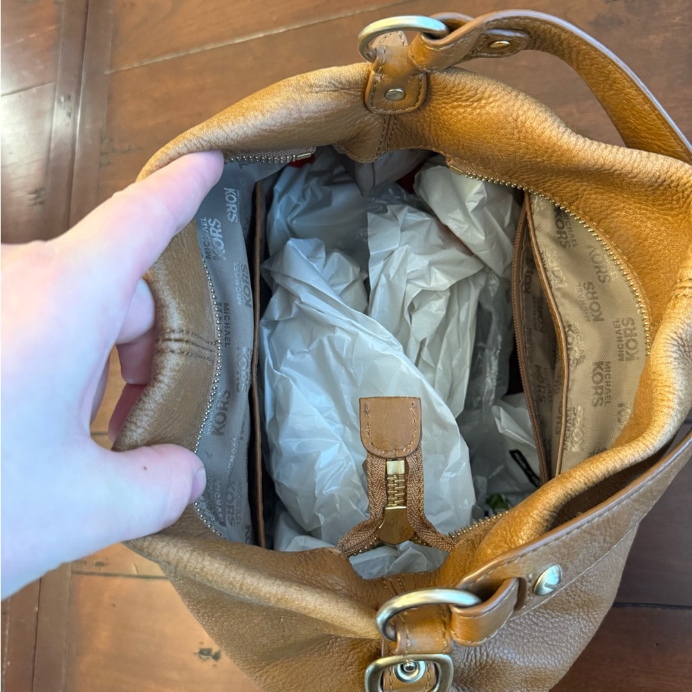 Michael Kors Leather Boho Shoulder Bag - Picture 5 of 5